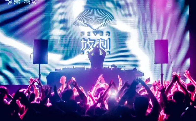 一個(gè)一點(diǎn)都不懂樂理的小白能做電音嗎?